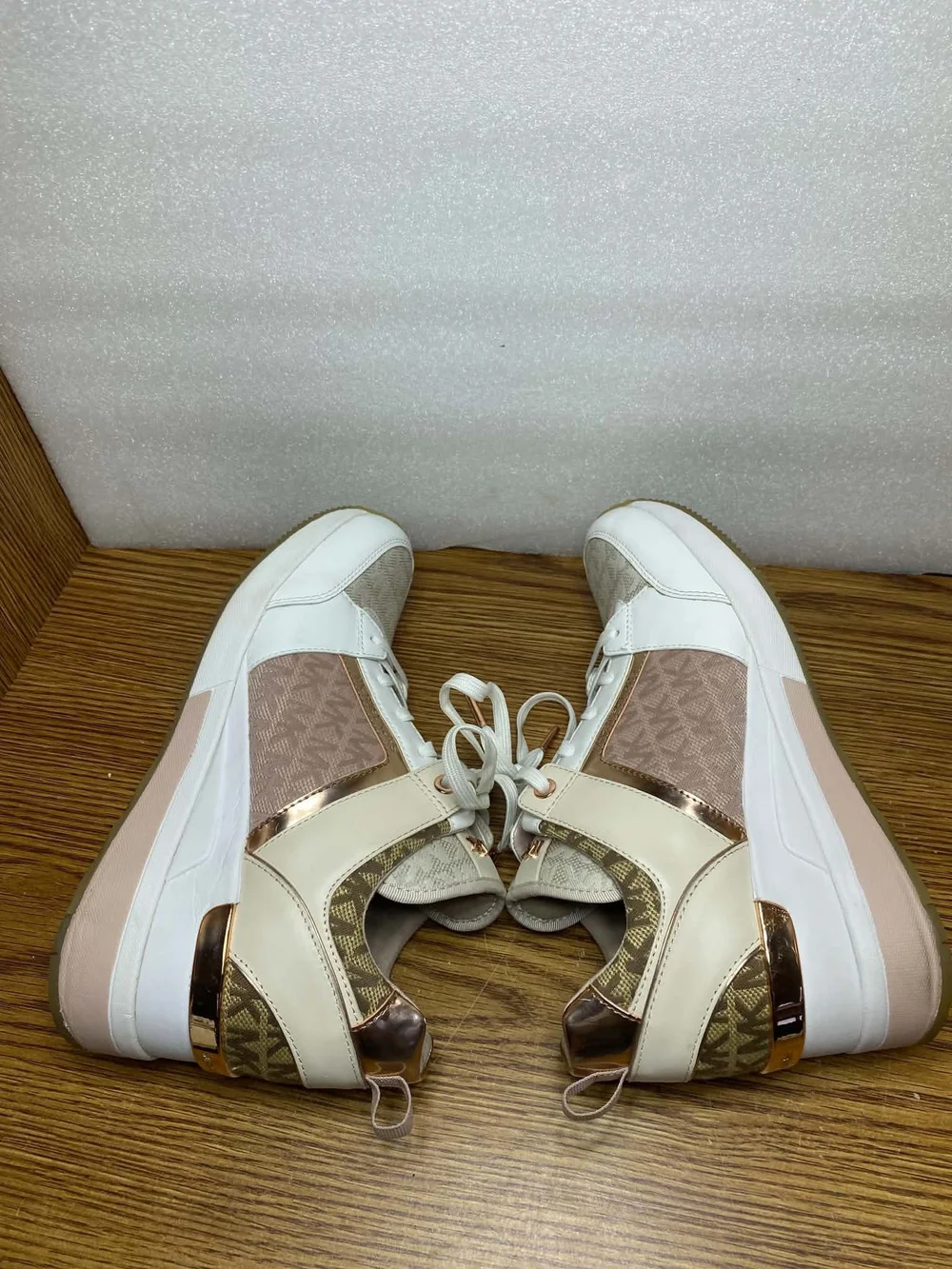 Michael Michael Kors Georgie Wedge Sneakers Womens Rose Gold White Size 9M